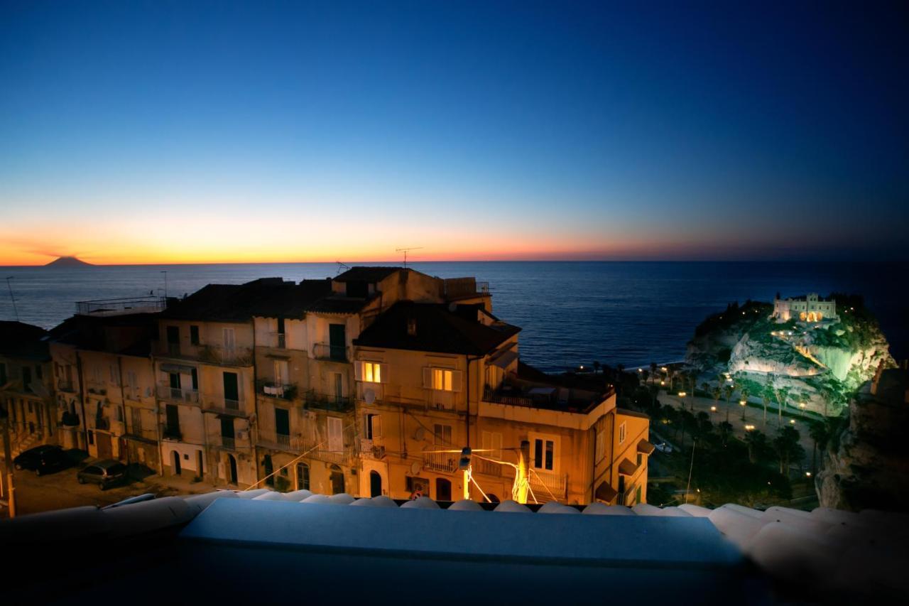 B&B Island Vista Mare Tropea Buitenkant foto